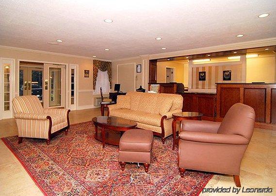 Comfort Inn Auburn-Worcester Interior photo